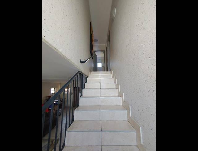 4 BEDROOM HOUSE FOR SALE IN LEOPARD’S REST